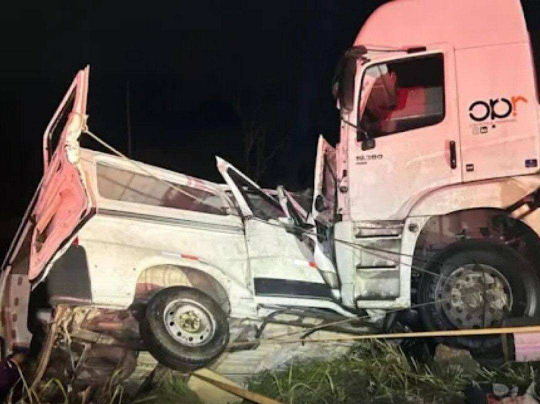 Carreta de Itupeva se envolve em acidente com 9 mortos em Minas Gerais